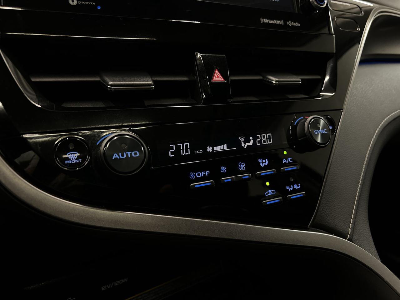 2021 Toyota Camry HYBRID XSE | HTD LEATHER | SUNROOF | CARPLAY | ALLOYS Photo