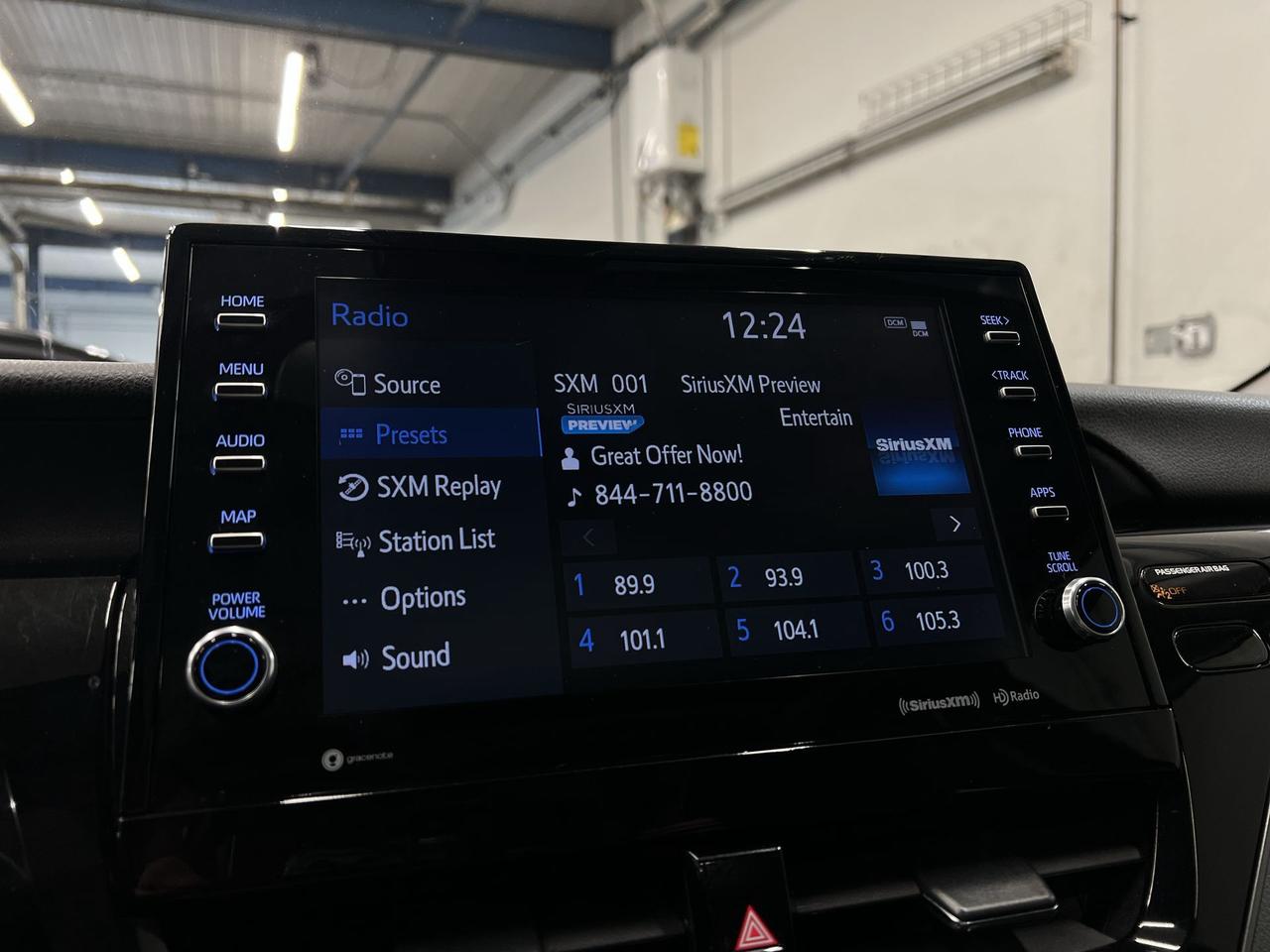 2021 Toyota Camry HYBRID XSE | HTD LEATHER | SUNROOF | CARPLAY | ALLOYS Photo