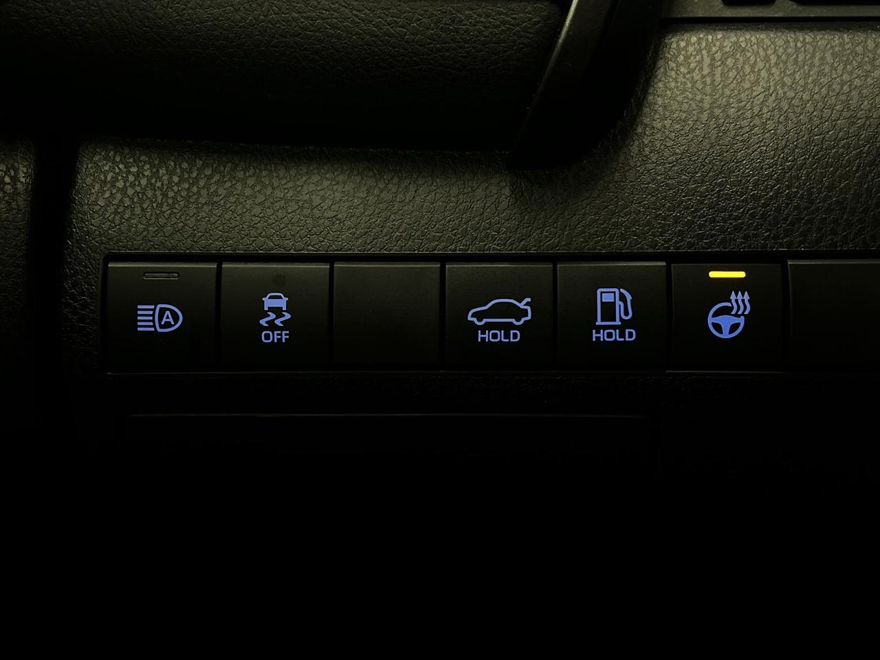 2021 Toyota Camry HYBRID XSE | HTD LEATHER | SUNROOF | CARPLAY | ALLOYS Photo