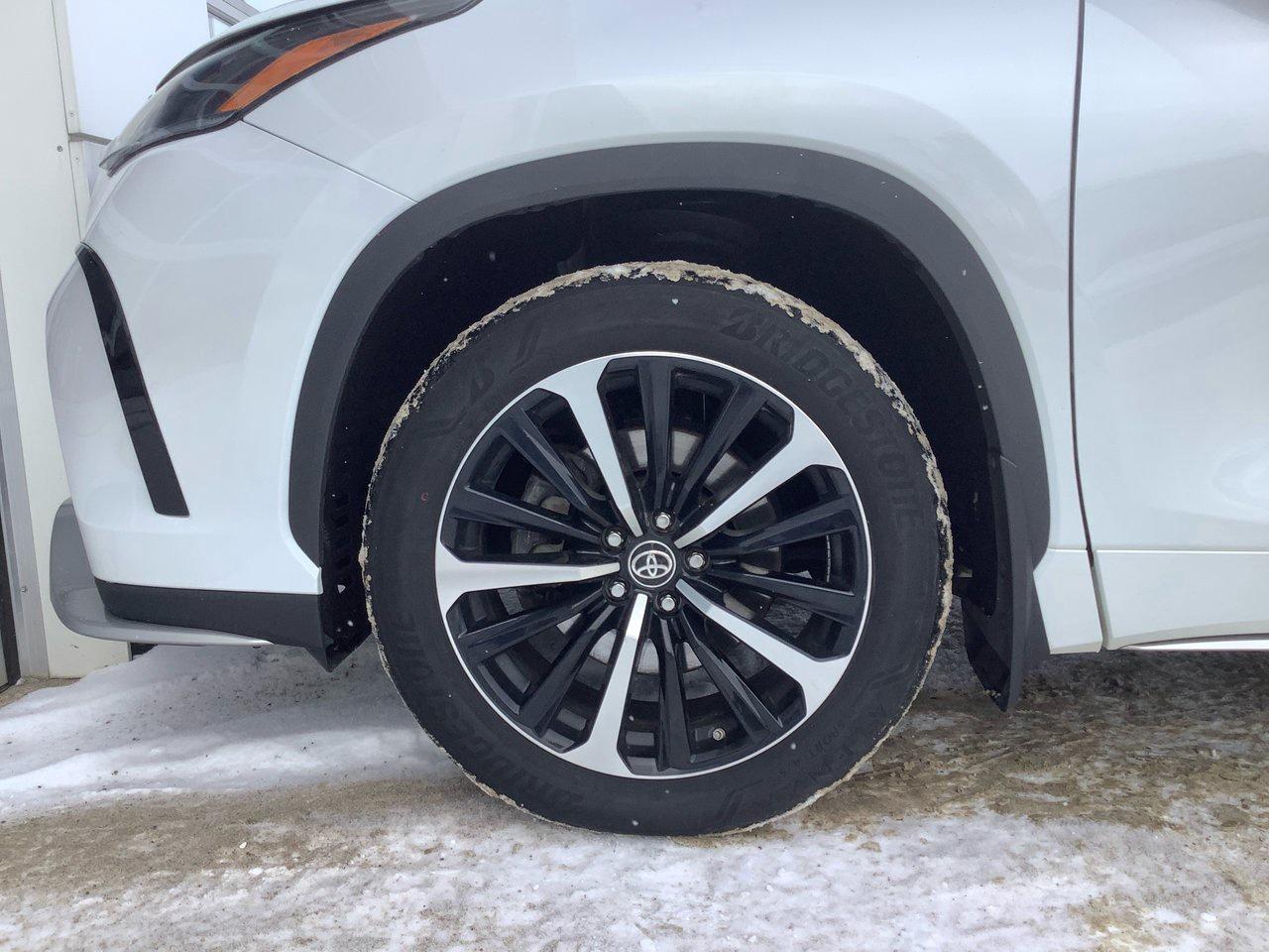 2022 Toyota Highlander XSE Photo