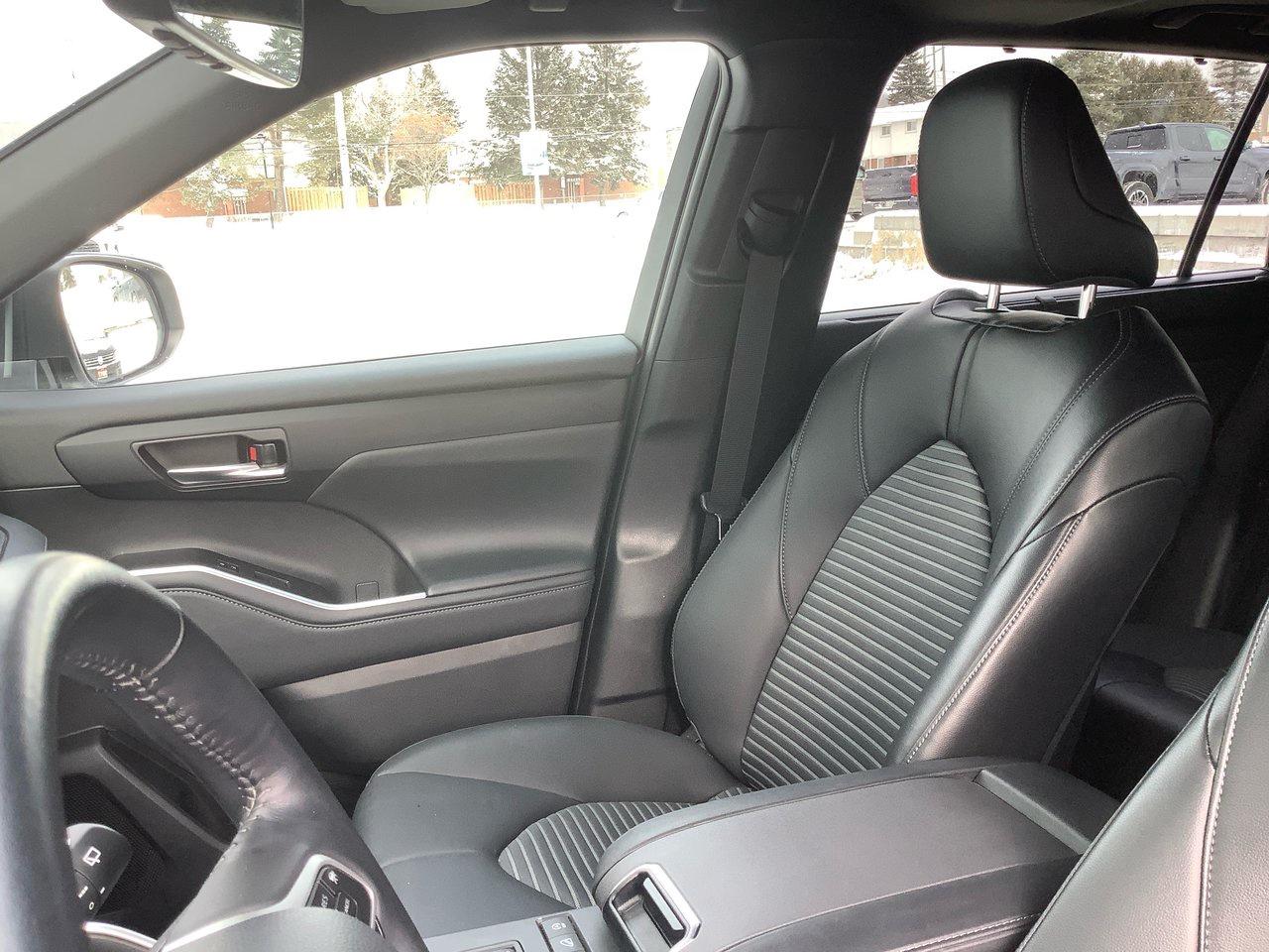 2022 Toyota Highlander XSE Photo