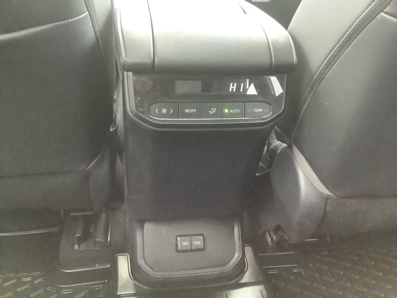 2022 Toyota Highlander XSE Photo