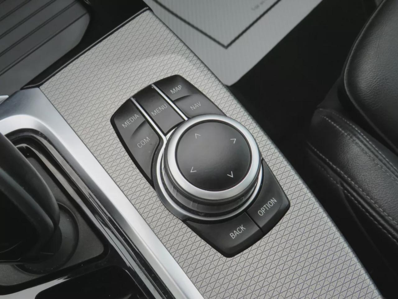 2020 BMW X3 xDrive30i (**CLEAN TITLE/NO ACCIDENTS!!**SAFETY/CERTIFIED!!**FOG LIGHTS**ALLOY RIMS**PUSH BUTTON START**NAVIGATION**LEATHER**PANORAMIC SUNROOF**REVERSE CAMERA**HEATED SEATS**HEATED STEERING WHEEL**POWER SEATS**POWER LIFT GATE**REAR CARGO COVER**DUAL CLIMA Photo