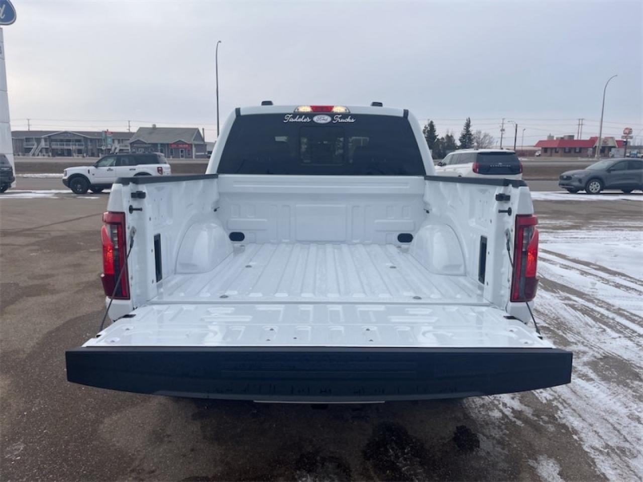 2026 Ford F-150 XLT  - Tow Package - Running Boards Photo5