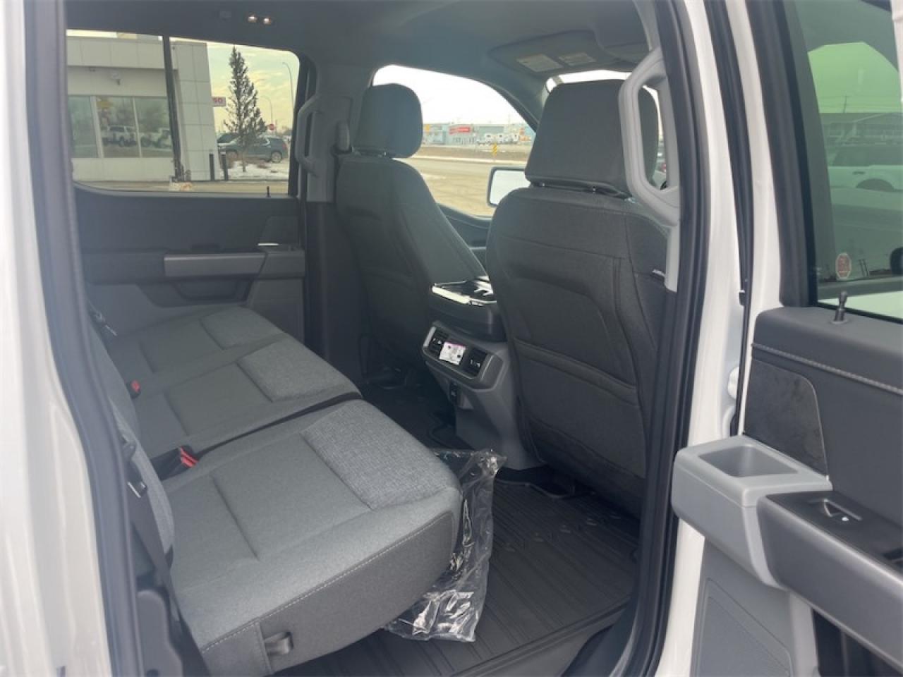 2026 Ford F-150 XLT  - Tow Package - Running Boards Photo5