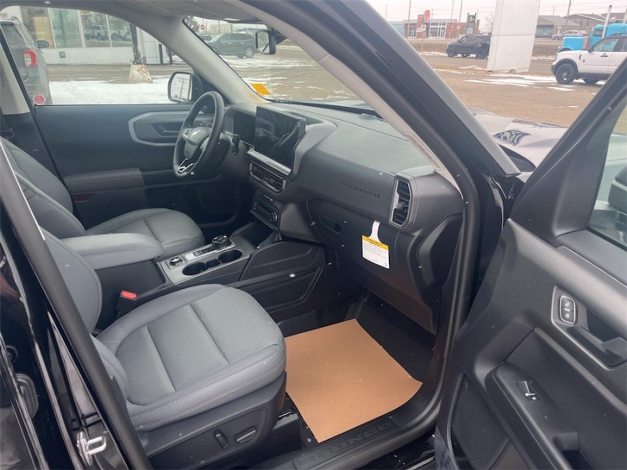 2026 Ford Bronco Sport BADLANDS Photo5