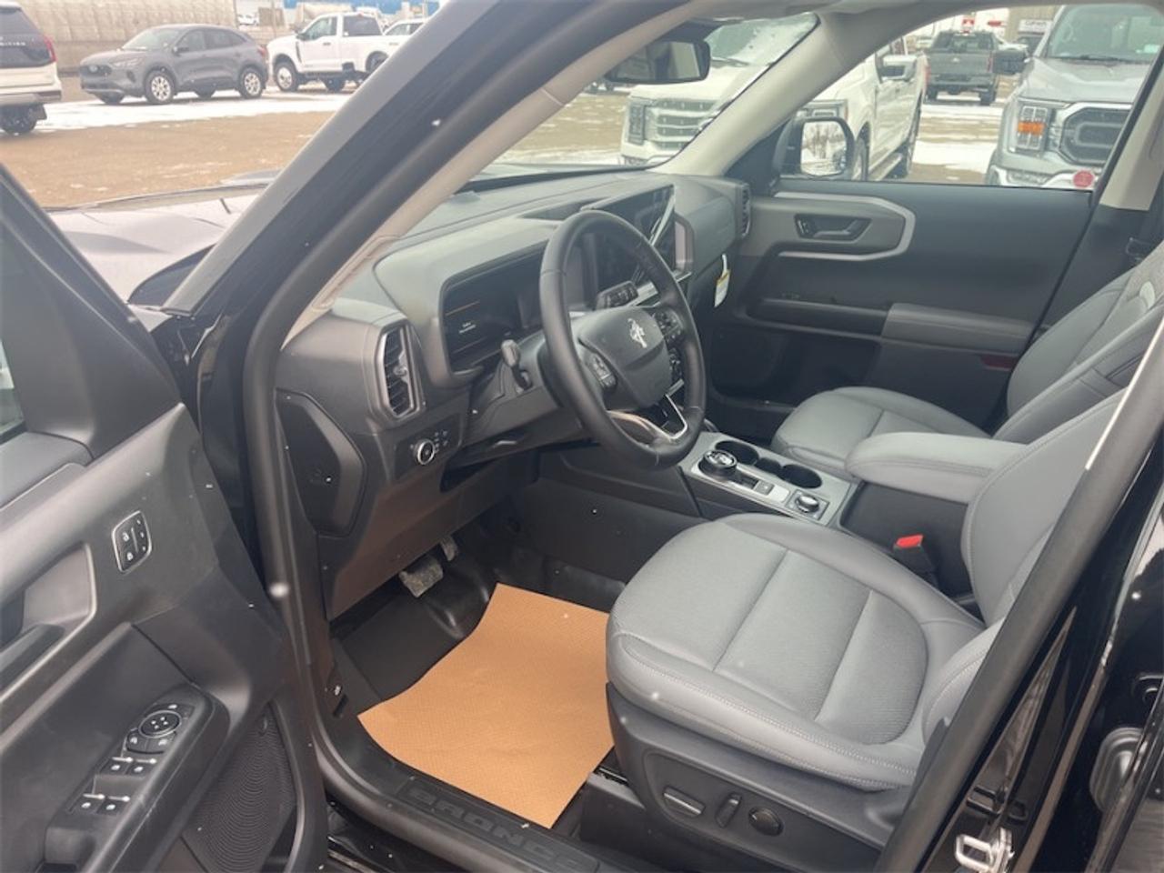 2026 Ford Bronco Sport BADLANDS Photo5