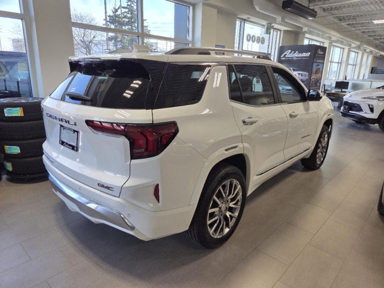 2026 GMC Terrain Denali  - Sunroof -  Cooled Seats Photo