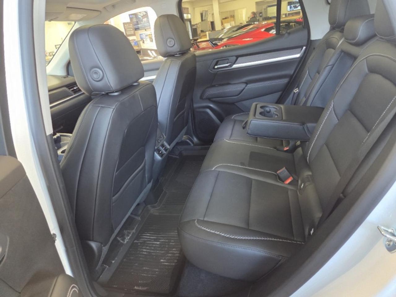 2026 GMC Terrain Denali  - Sunroof -  Cooled Seats Photo