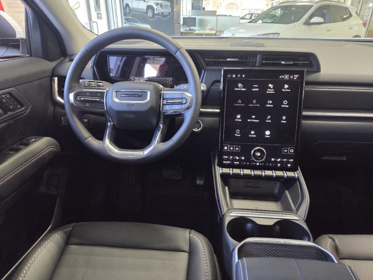 2026 GMC Terrain Denali  - Sunroof -  Cooled Seats Photo