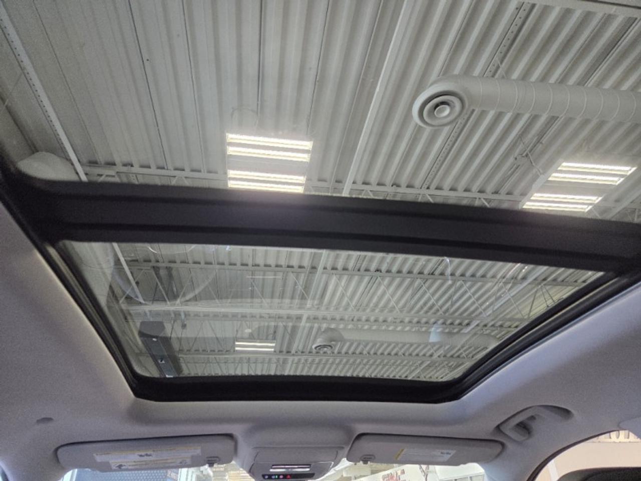 2026 GMC Terrain Denali  - Sunroof -  Cooled Seats Photo