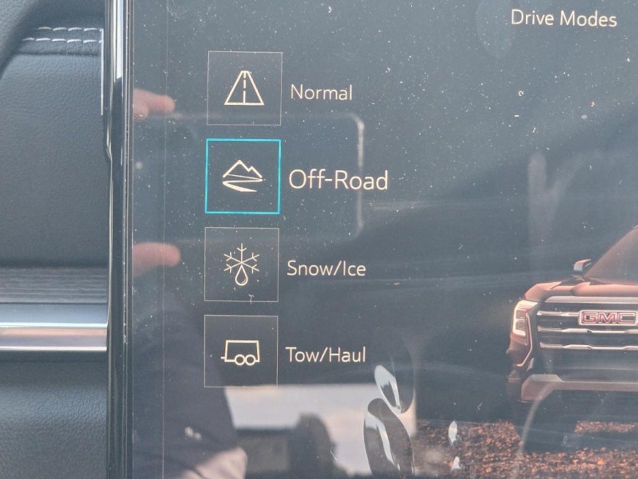 2026 GMC Terrain Denali  - Sunroof -  Cooled Seats Photo