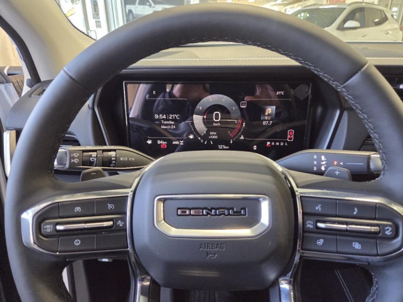 2026 GMC Terrain Denali  - Sunroof -  Cooled Seats Photo