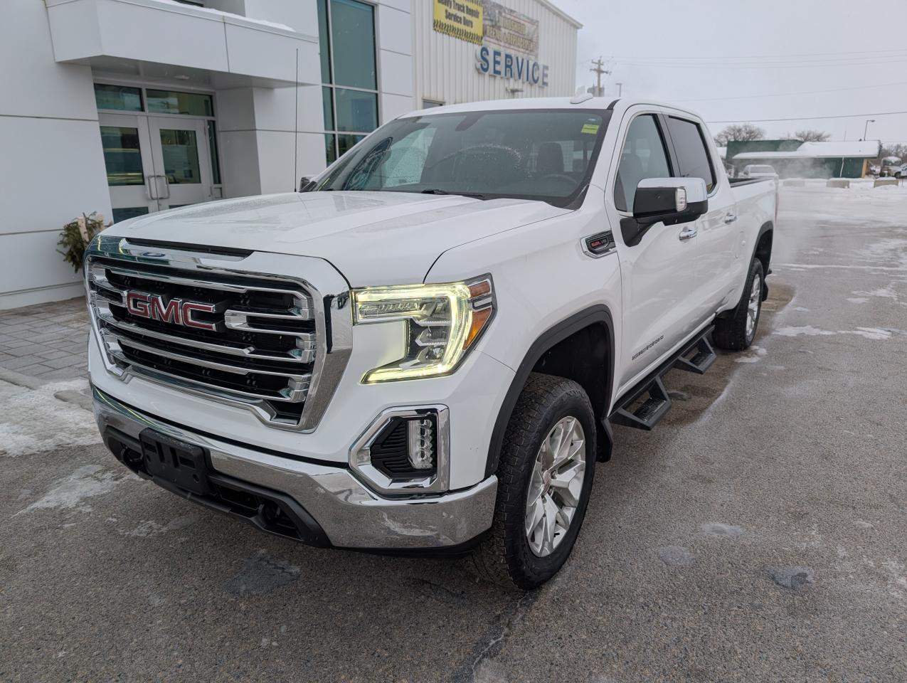 2021 GMC Sierra 1500 SLT Photo1