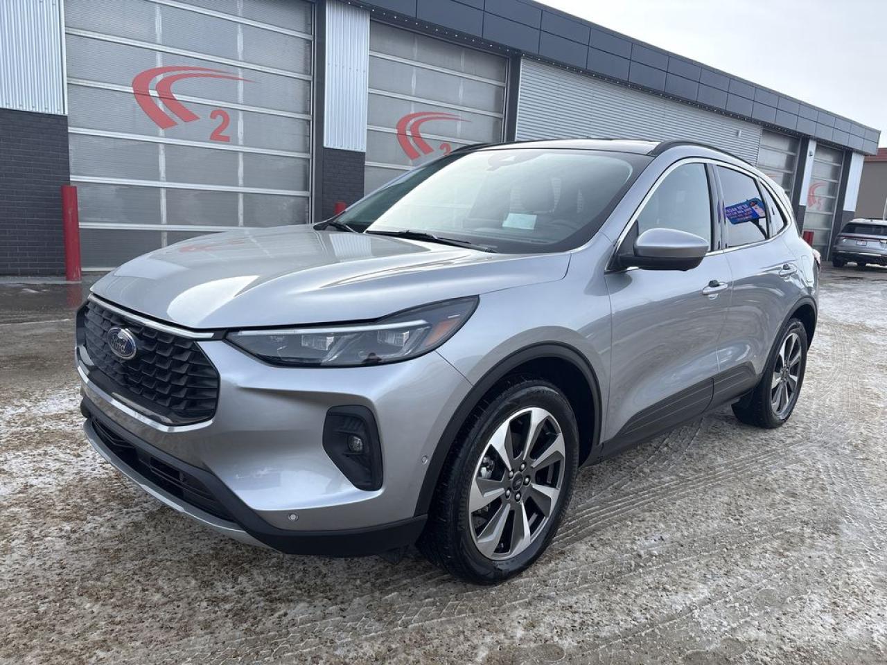 2024 Ford Escape Platinum Photo1