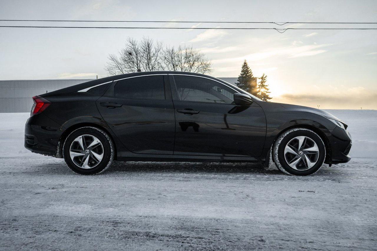 2020 Honda Civic SEDAN LX Photo3