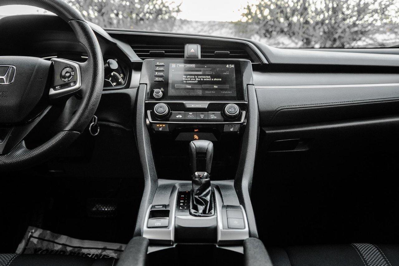 2020 Honda Civic SEDAN LX Photo