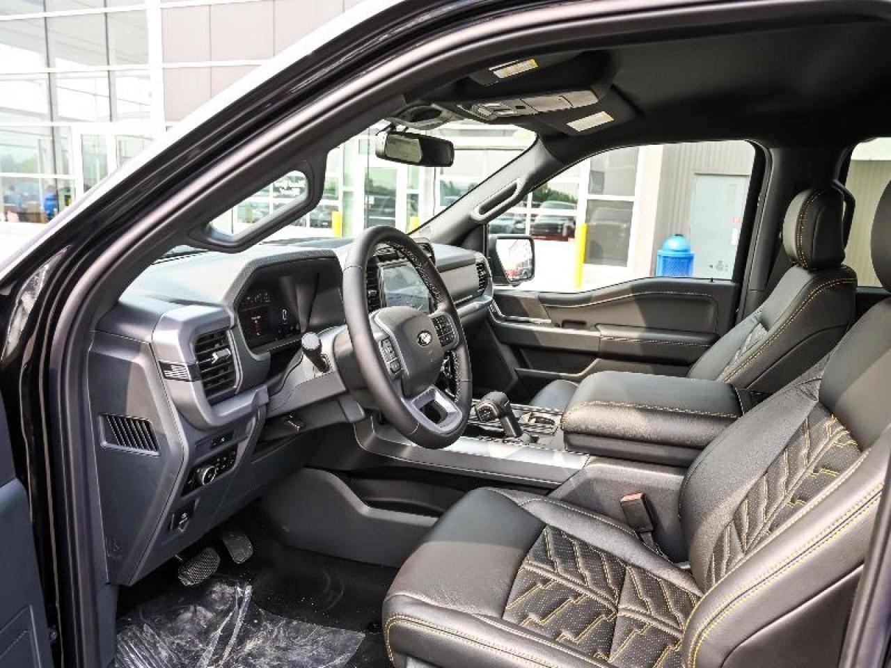 2025 Ford F-150 XLT Photo