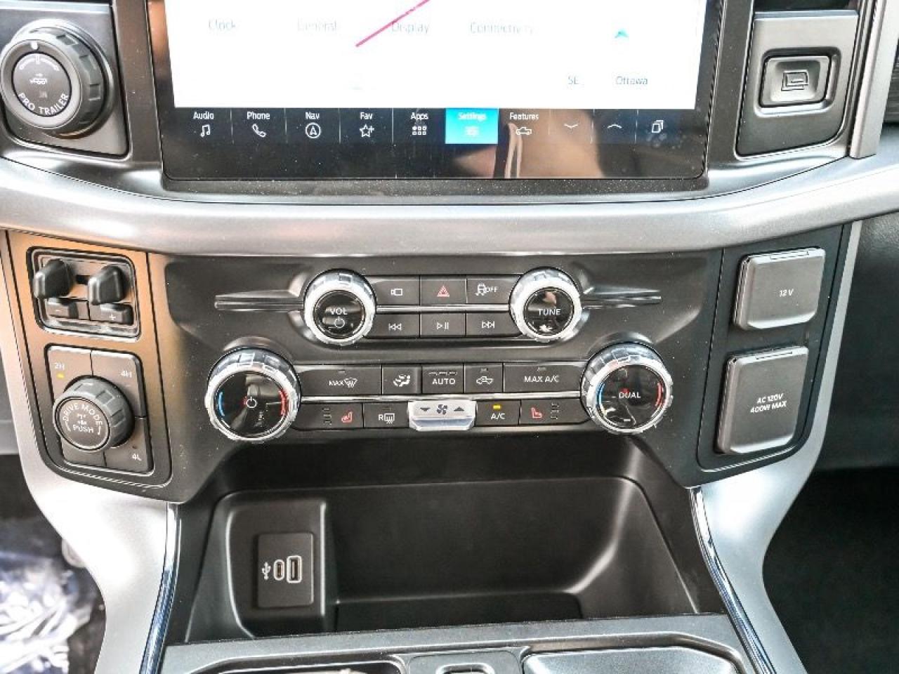 2025 Ford F-150 XLT Photo