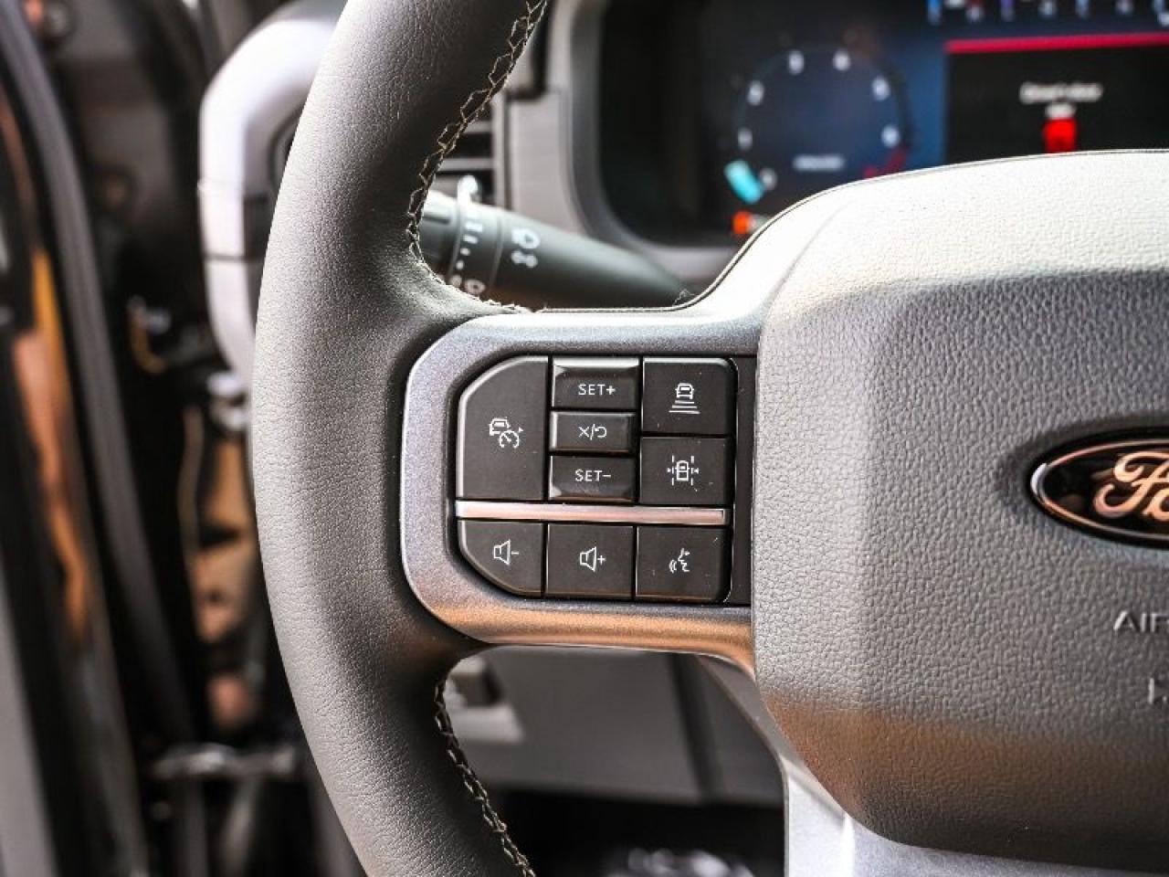 2025 Ford F-150 XLT Photo