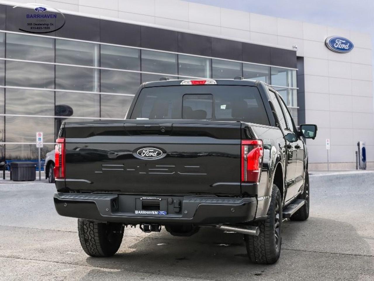 2025 Ford F-150 XLT Photo2