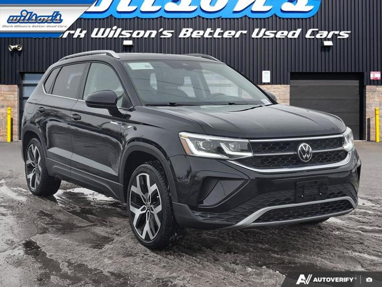 2022 Volkswagen Taos Highline 4Motion AWD | Leather | Pano Roof | Heated Seats + Steering | Beats Audio | and More ! Photo