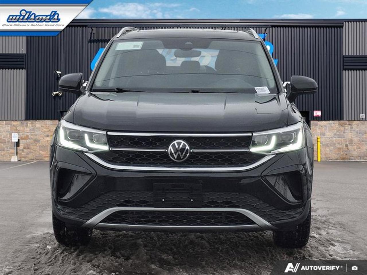 2022 Volkswagen Taos Highline 4Motion AWD | Leather | Pano Roof | Heated Seats + Steering | Beats Audio | and More ! Photo