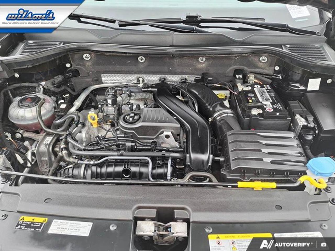 2022 Volkswagen Taos Highline 4Motion AWD | Leather | Pano Roof | Heated Seats + Steering | Beats Audio | and More ! Photo