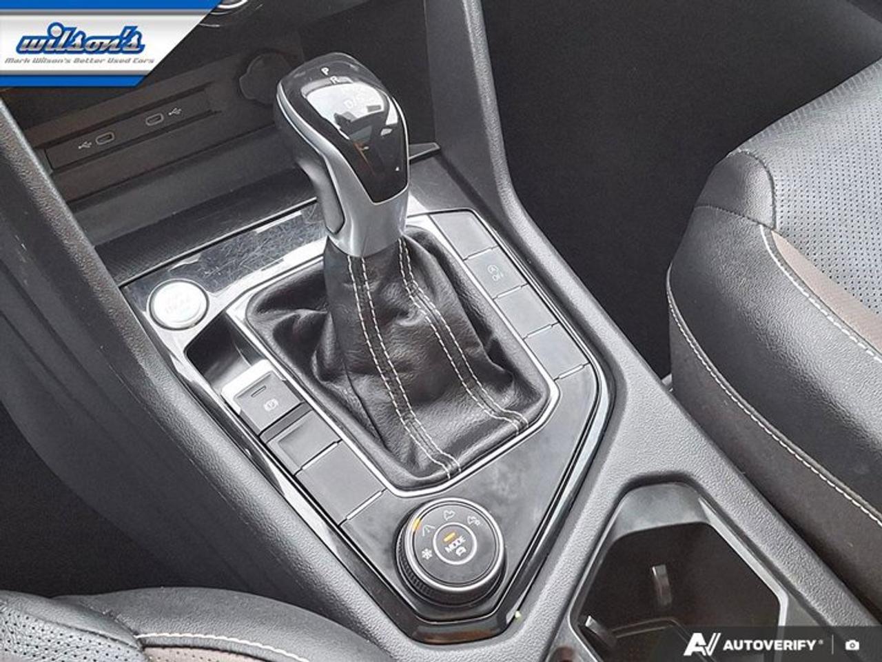 2022 Volkswagen Taos Highline 4Motion AWD | Leather | Pano Roof | Heated Seats + Steering | Beats Audio | and More ! Photo