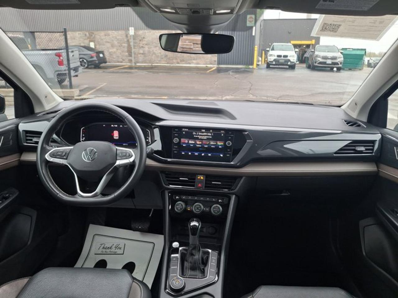 2022 Volkswagen Taos Highline 4Motion AWD | Leather | Pano Roof | Heated Seats + Steering | Beats Audio | and More ! Photo