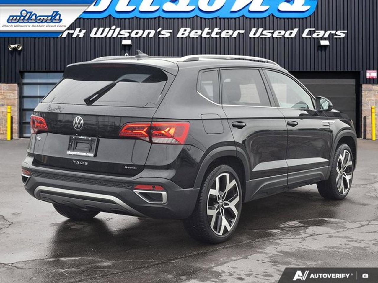 2022 Volkswagen Taos Highline 4Motion AWD | Leather | Pano Roof | Heated Seats + Steering | Beats Audio | and More ! Photo4