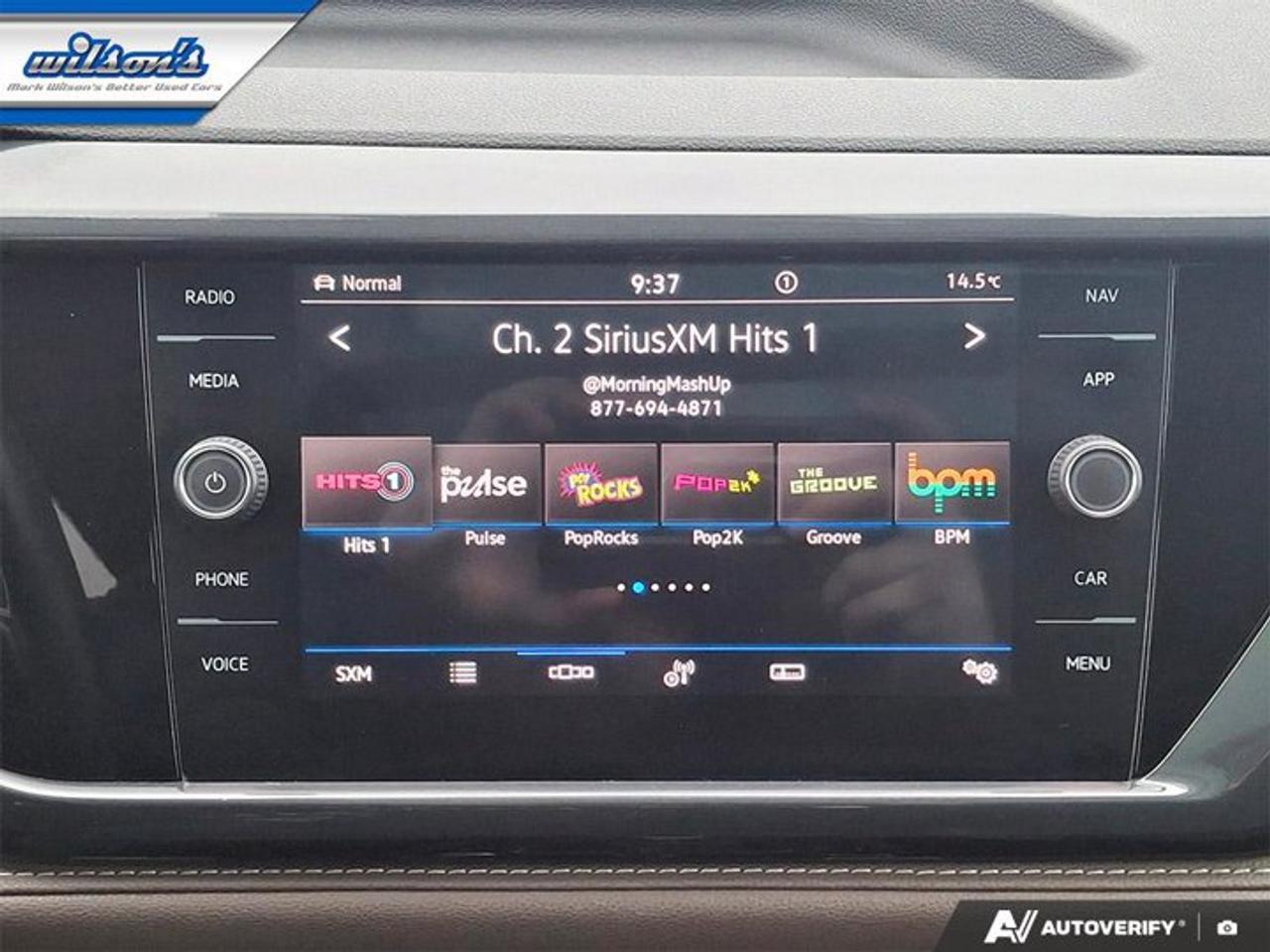 2022 Volkswagen Taos Highline 4Motion AWD | Leather | Pano Roof | Heated Seats + Steering | Beats Audio | and More ! Photo