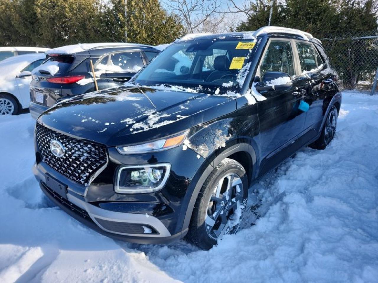 2022 Hyundai Venue Ultimate | Sunroof | Nav | Heated Wheel + Seats | CarPlay + Android | BSM | Rear Camera | and More ! Photo0