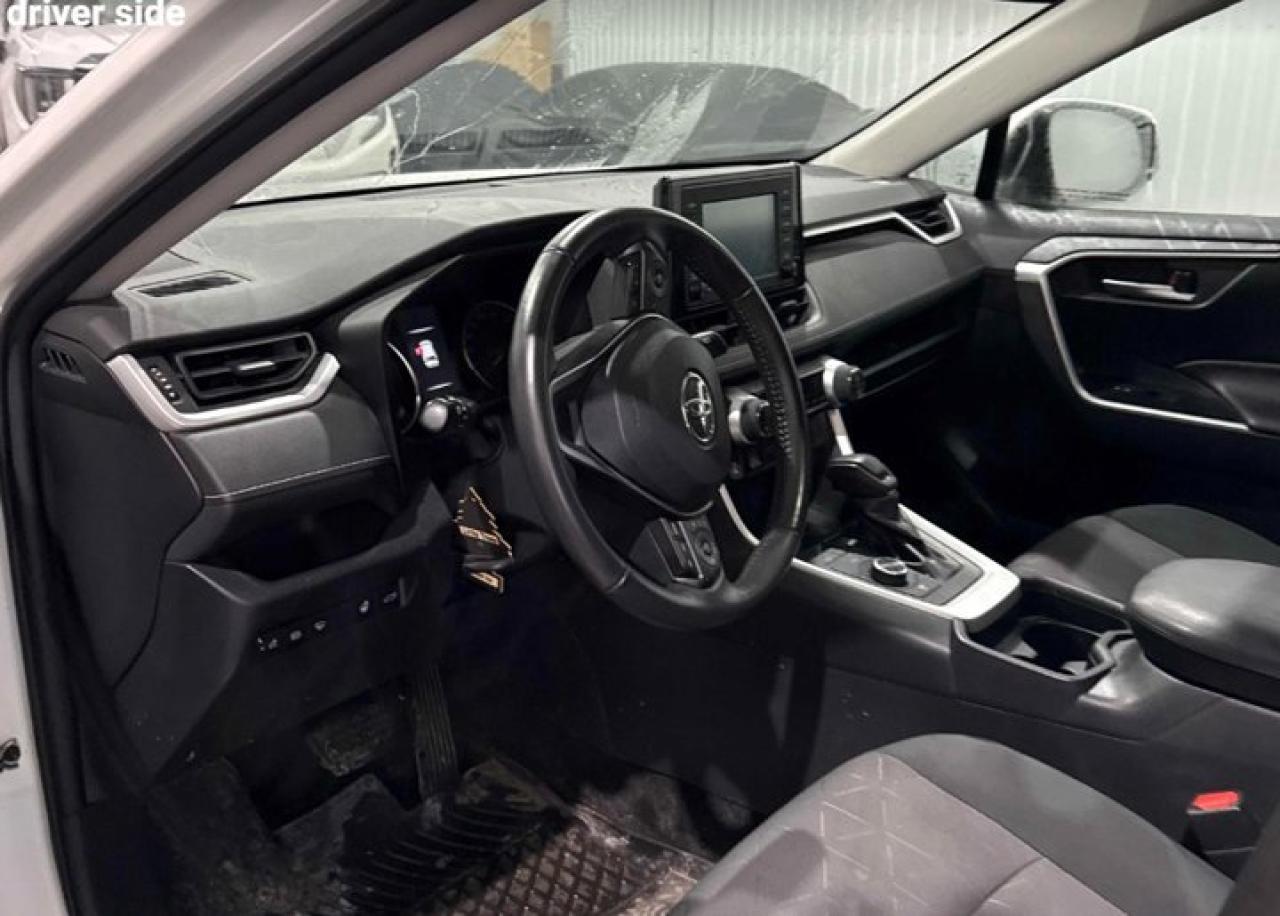 2019 Toyota RAV4 Hybrid XLE AWD | Sunroof | Radar Cruise | Heated Wheel + Seats | Power Seat | Power Liftgate & More! Photo