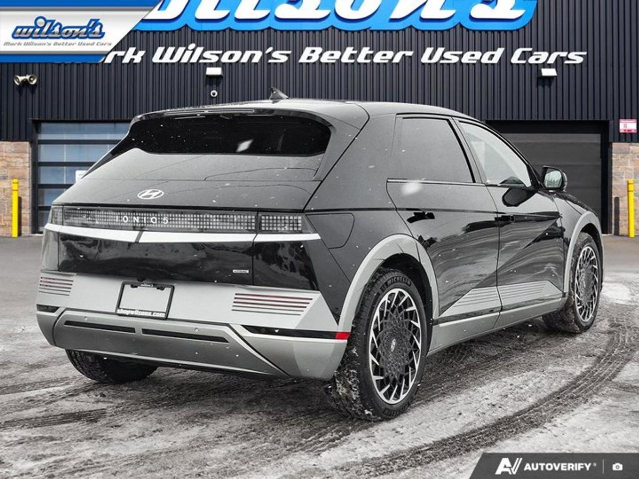 2023 Hyundai IONIQ 5 Preferred AWD | Long Range | Luxury Pkg | Leather | 360 Camera | HUD | Bose | Cooled Seats & More ! Photo4