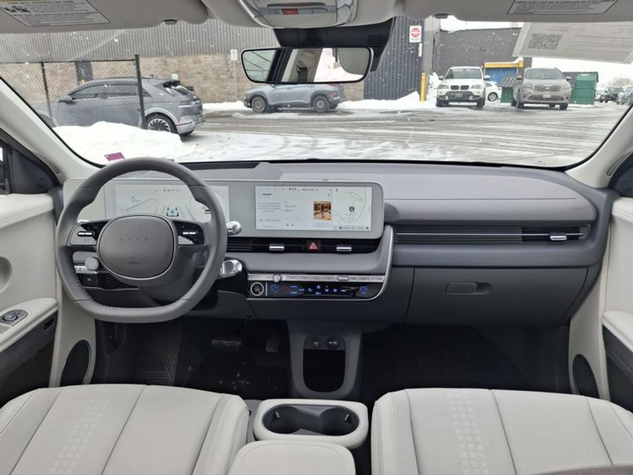 2023 Hyundai IONIQ 5 Preferred AWD | Long Range | Luxury Pkg | Leather | 360 Camera | HUD | Bose | Cooled Seats & More ! Photo