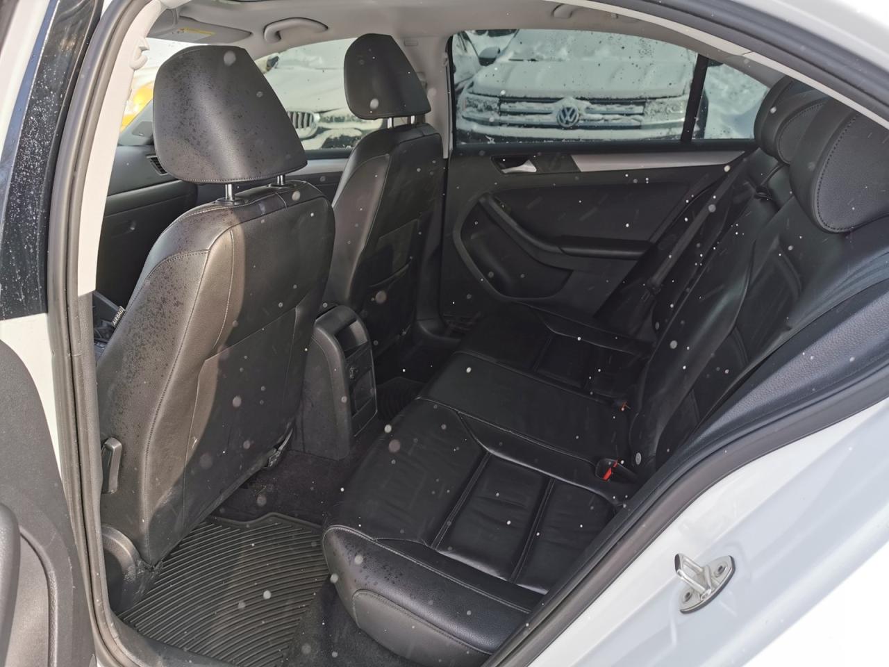 2016 Volkswagen Jetta SEL Photo