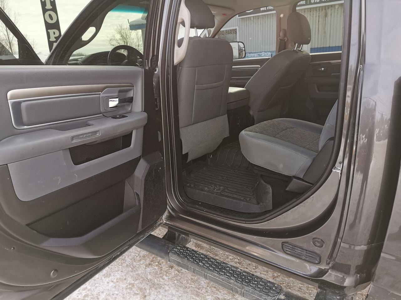 2017 RAM 2500 SLT  SWB Photo