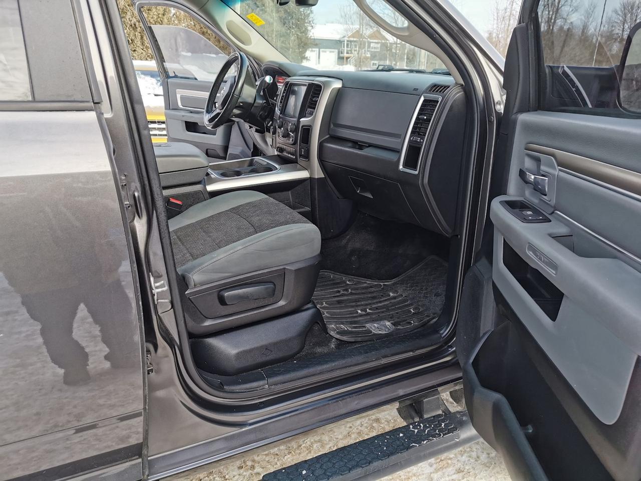 2017 RAM 2500 SLT  SWB Photo