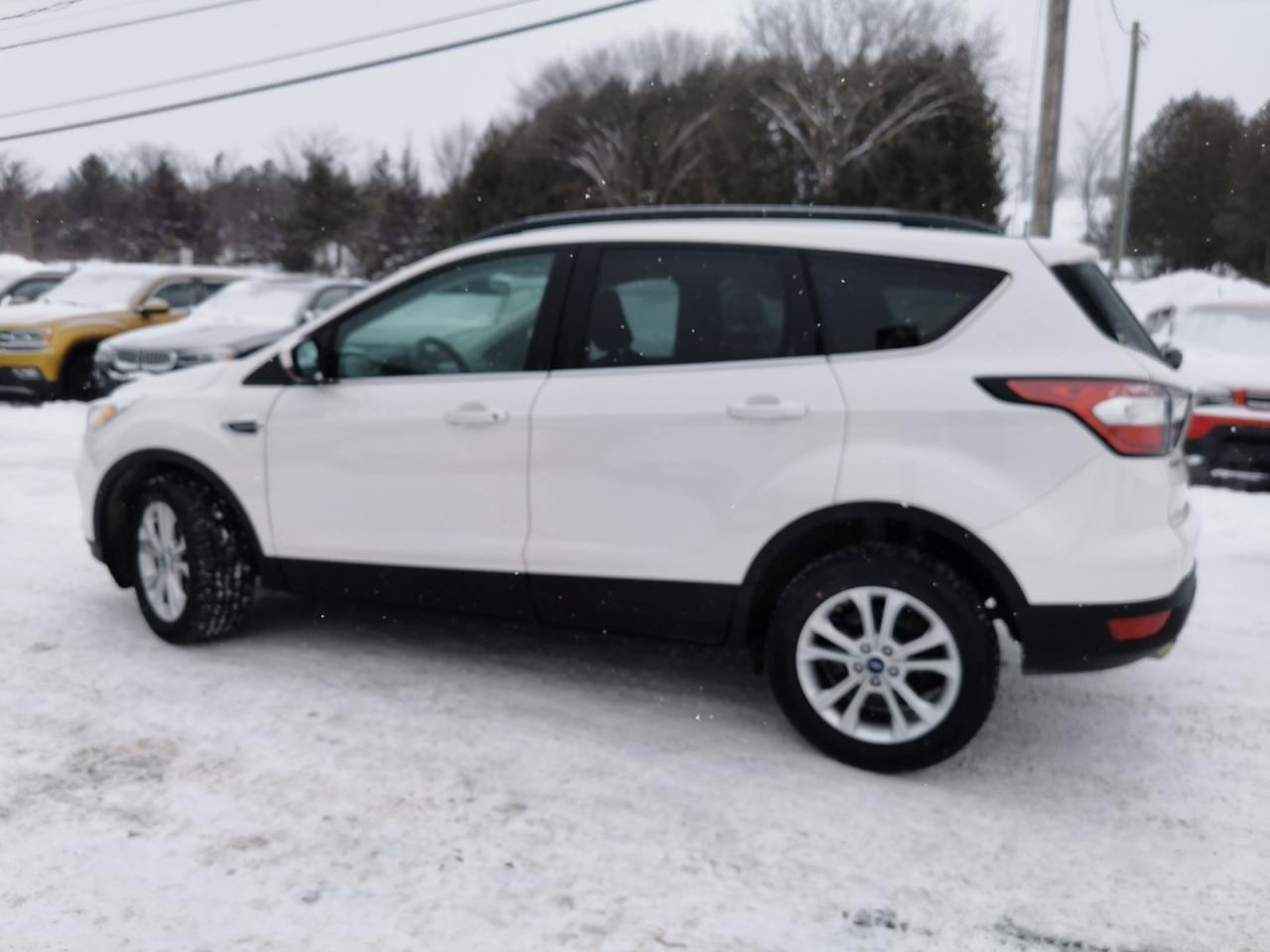 2018 Ford Escape SE Photo