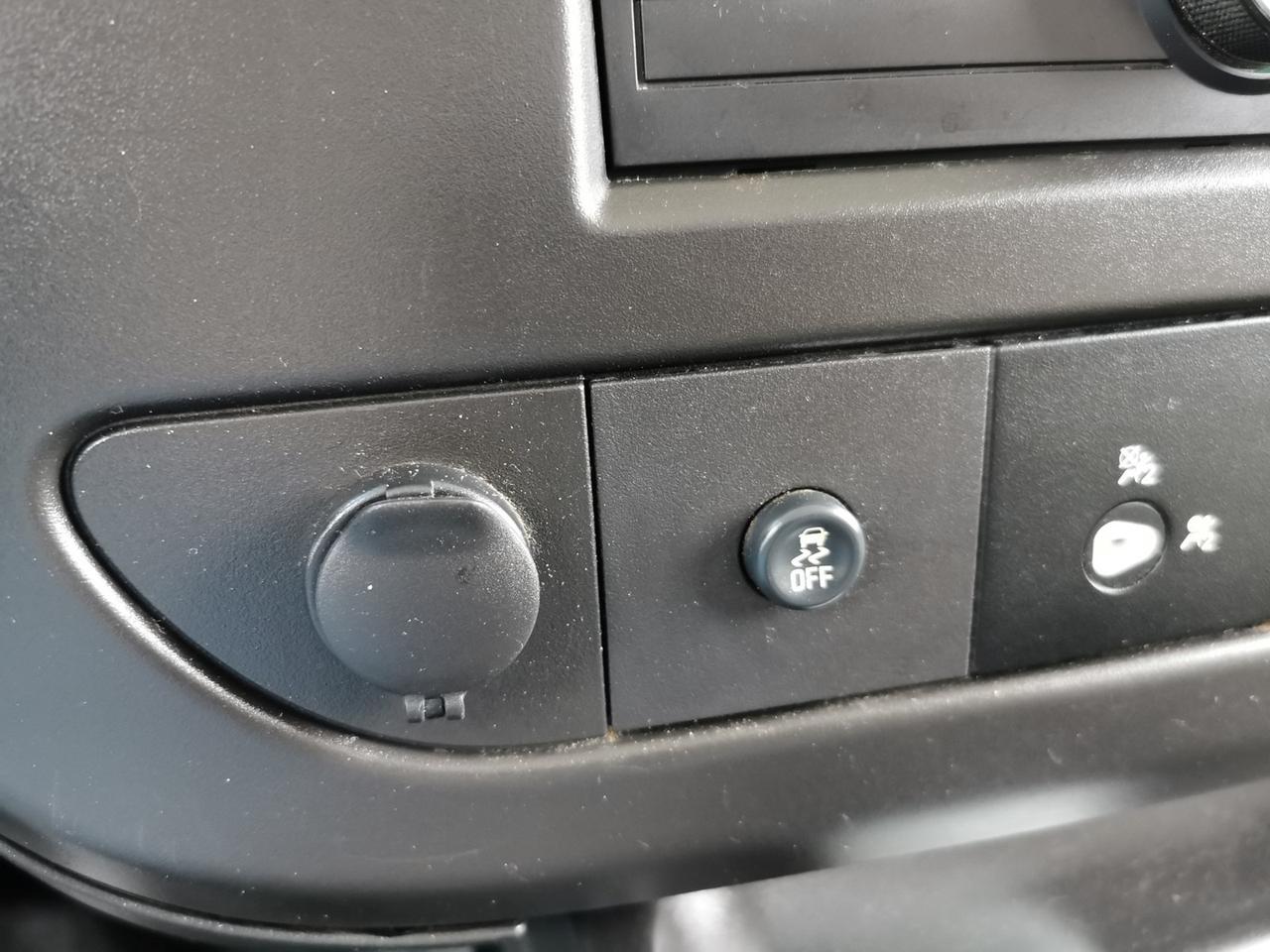 2020 Chevrolet Express 2500 Photo