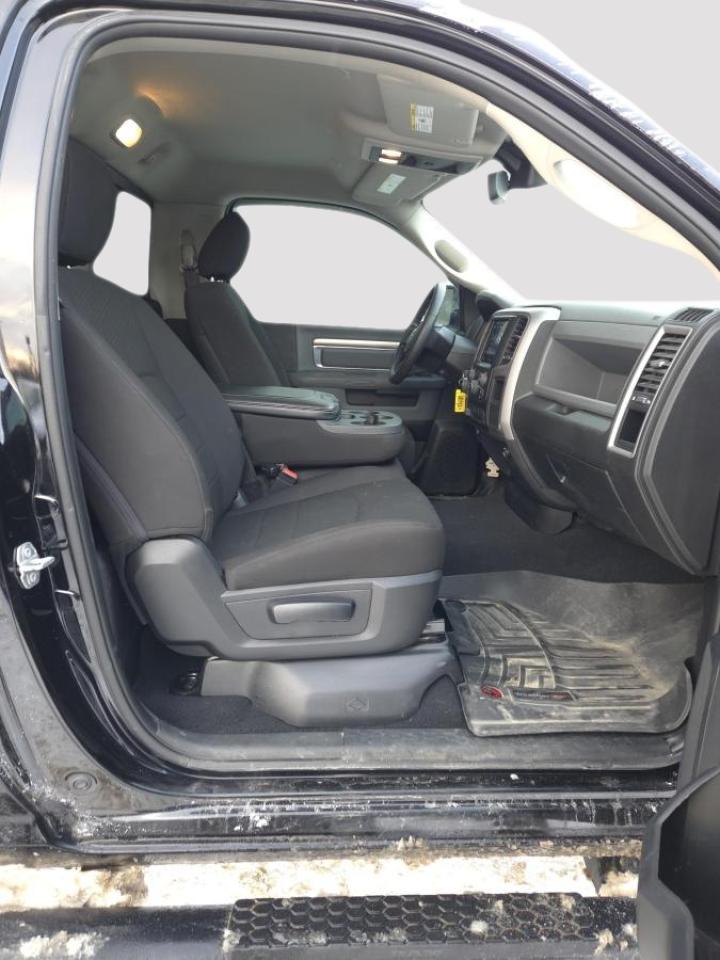 2020 RAM 1500 St 120.5" Wb 6' 4 Photo