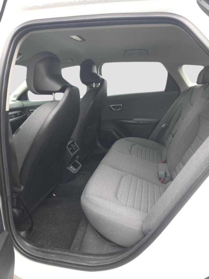 2025 Kia K4 EX FWD Photo