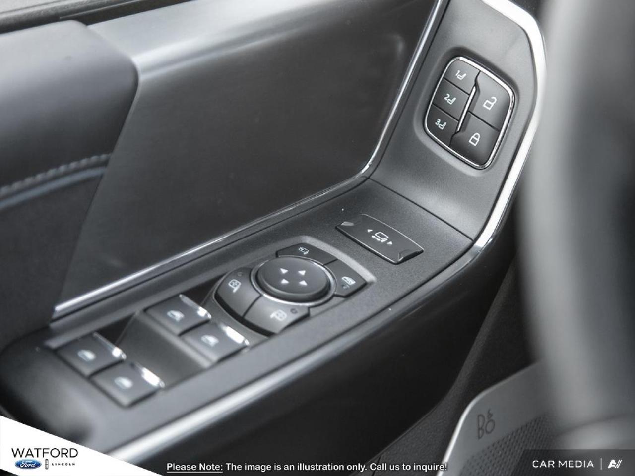 2026 Ford F-250 Super Duty SRW Platinum Photo