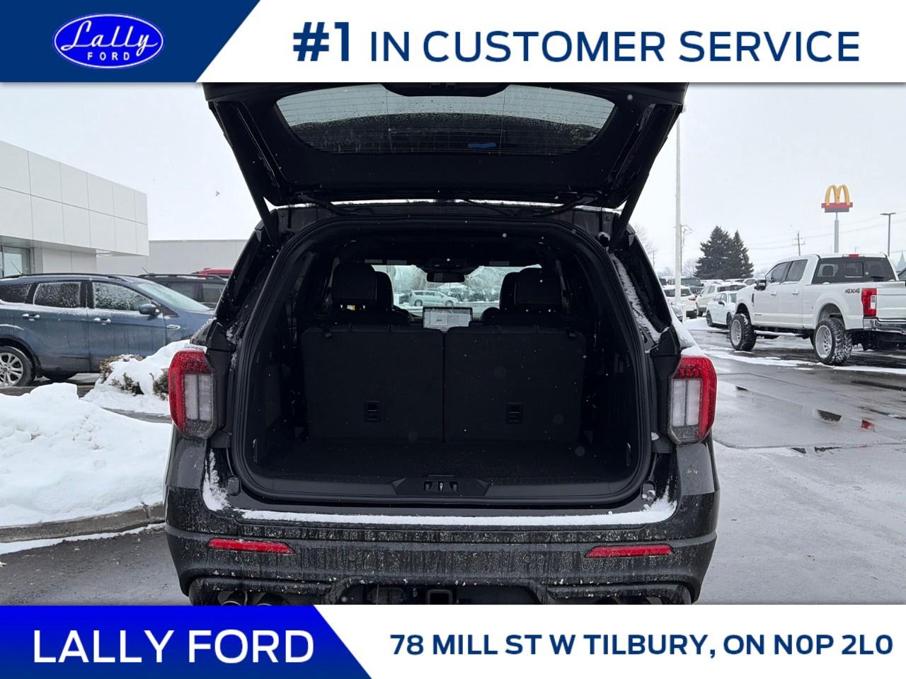 2026 Ford Explorer ST 4WD Photo4