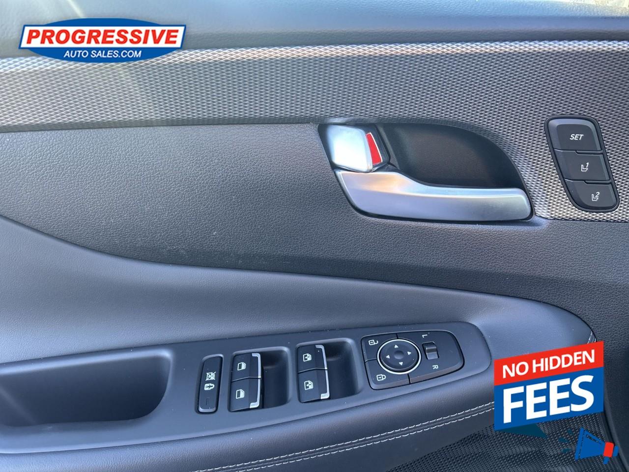 2020 Hyundai Santa Fe Luxury 2.0 Photo