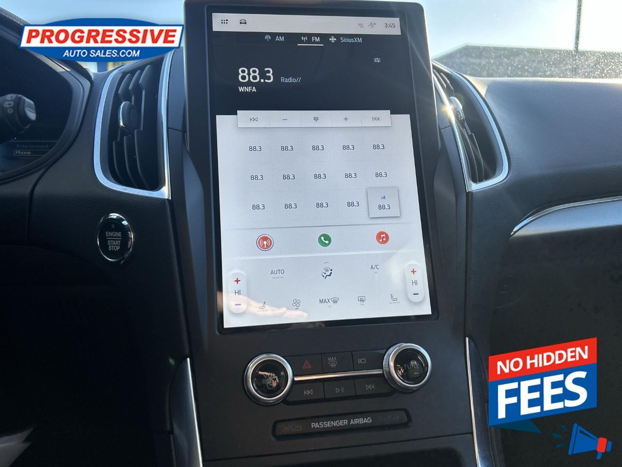 2023 Ford Edge Titanium Photo