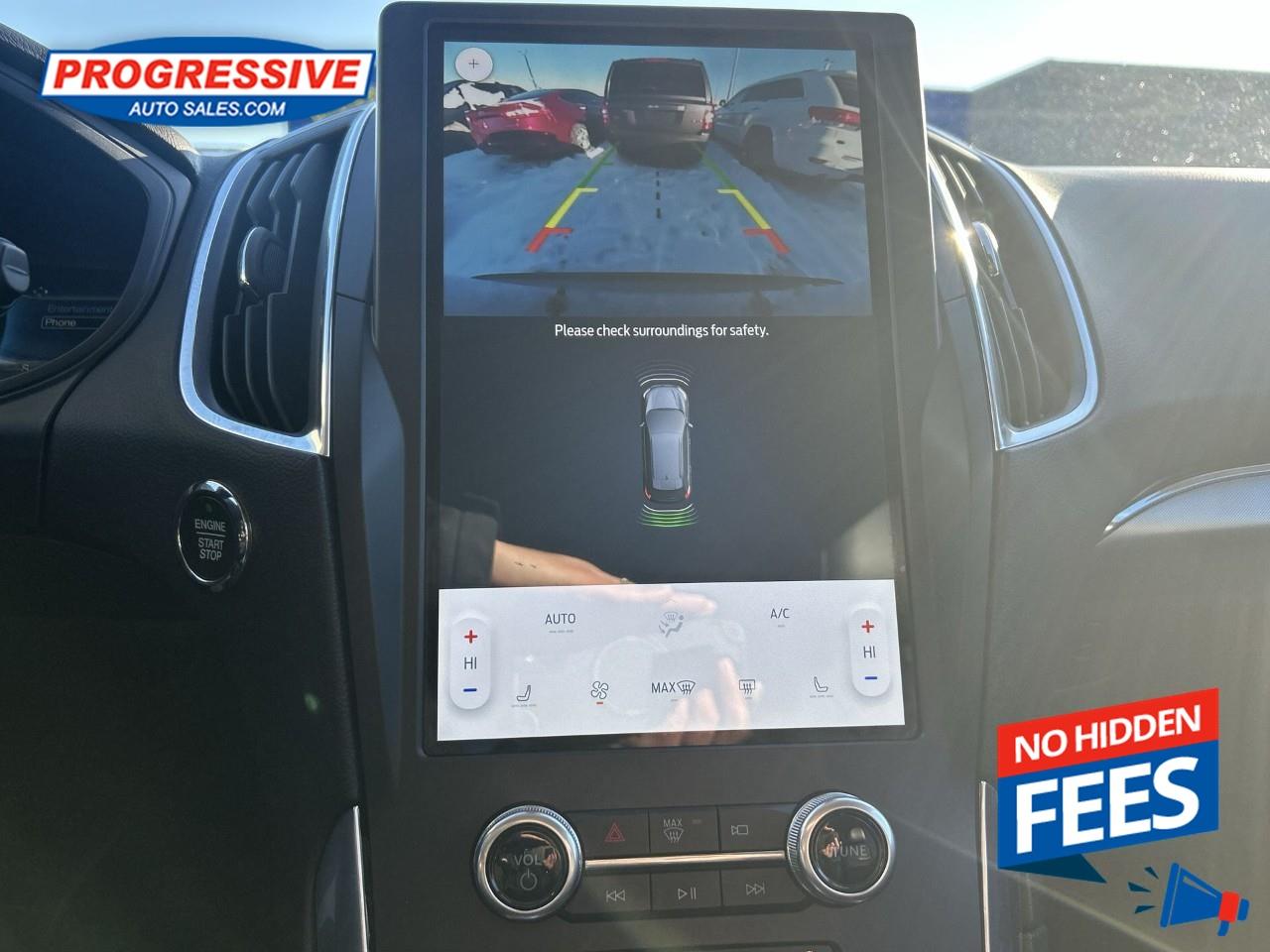 2023 Ford Edge Titanium Photo