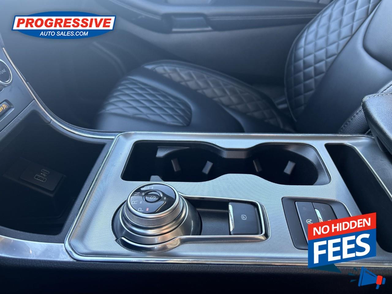 2023 Ford Edge Titanium Photo