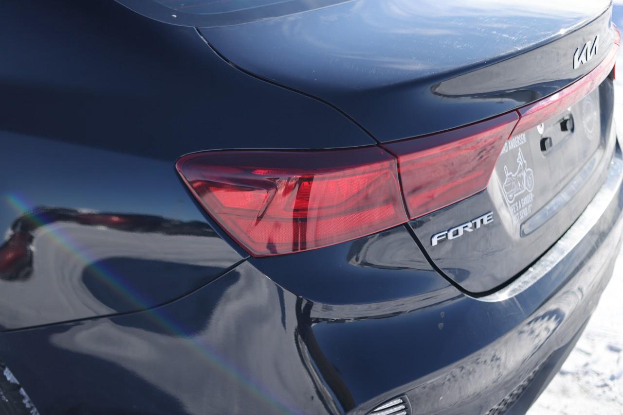 2022 Kia Forte Sedan LX IVT Photo